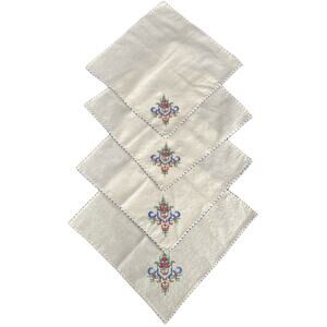 Set of 4 Vintage Hand Embroidered Cloth Napkins READ